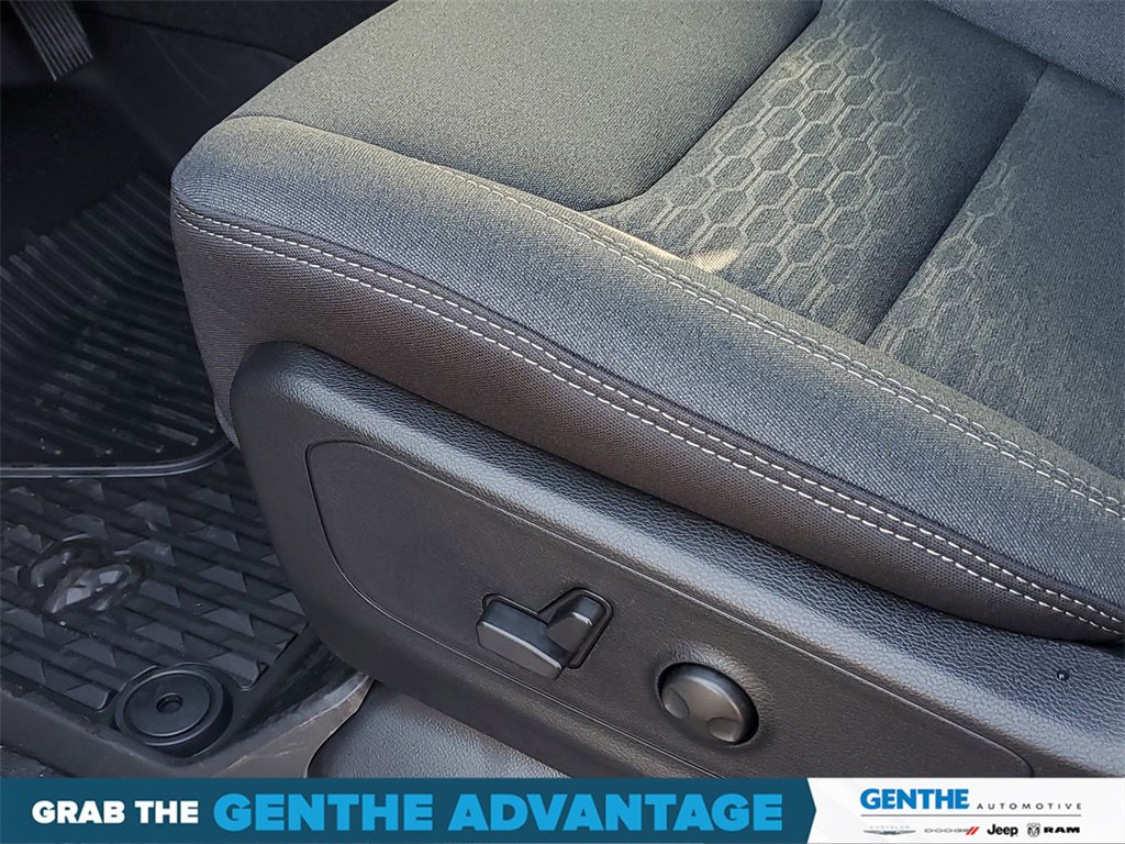 New 2026 RAM 1500 Big Horn w/ Night Edition image 9