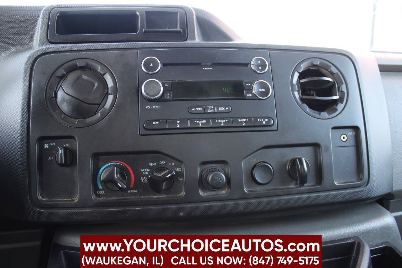 Used 2012 Ford E-350 and Econoline 350 Super Duty w/ Interior Upgrade Pkg RWD image 19