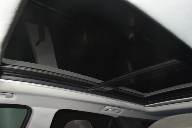 Used 2022 Chevrolet Equinox Premier AWD/4WD image 14