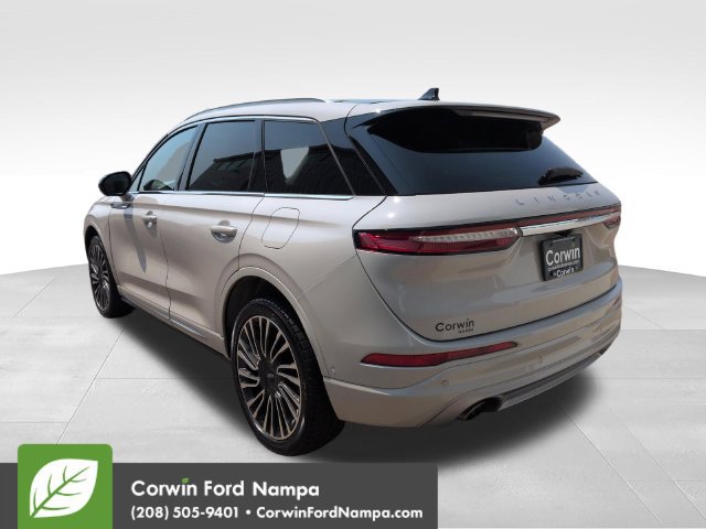 Used 2020 Lincoln Corsair Reserve w/ Equipment Group 201A FWD image 5