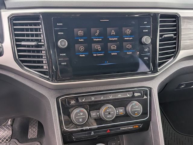 Certified 2023 Volkswagen Atlas Cross Sport SE w/ Panoramic Sunroof Package image 12