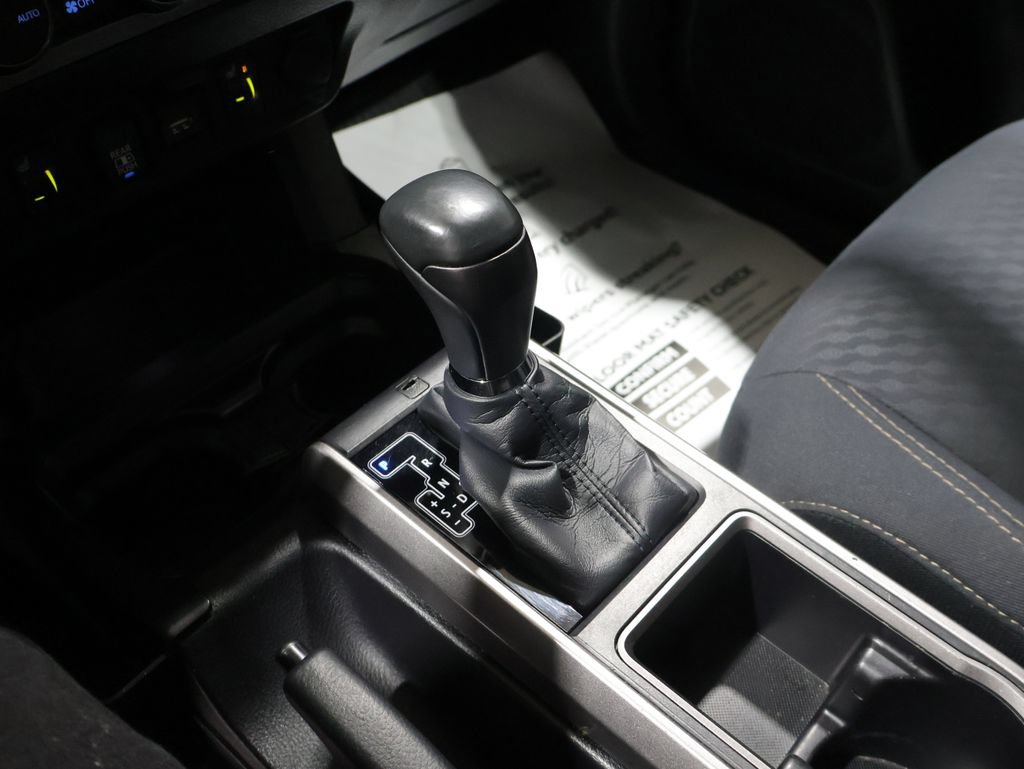 Used 2021 Toyota Tacoma SR5 w/ Trail Edition AWD/4WD image 27
