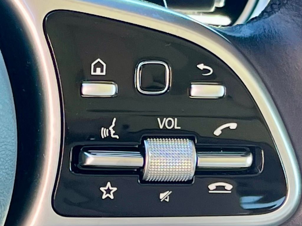 Certified 2022 Mercedes-Benz GLC 300 4MATIC image 32