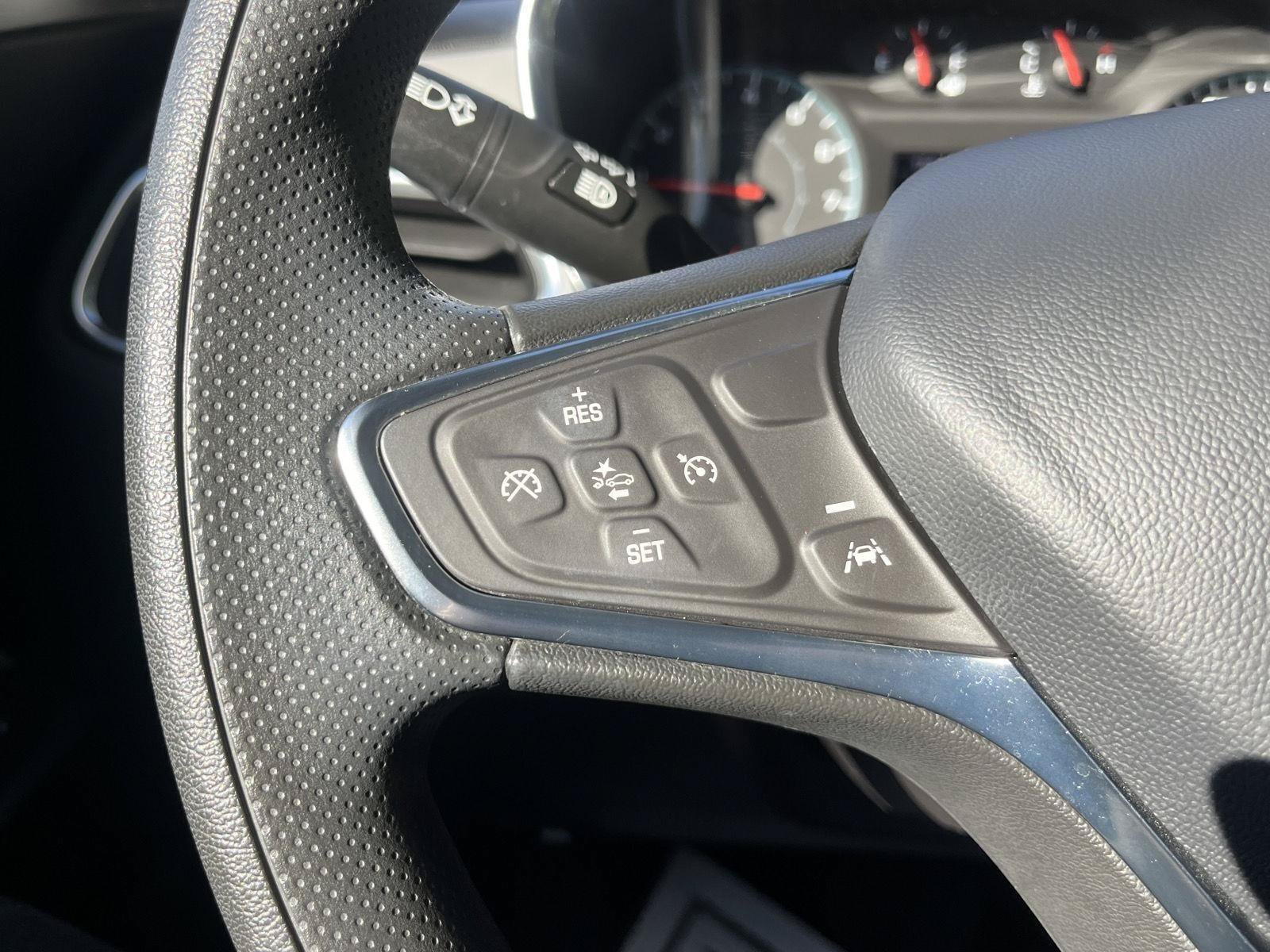 Used 2024 Chevrolet Equinox LS w/ Driver Confidence II Package AWD/4WD image 29