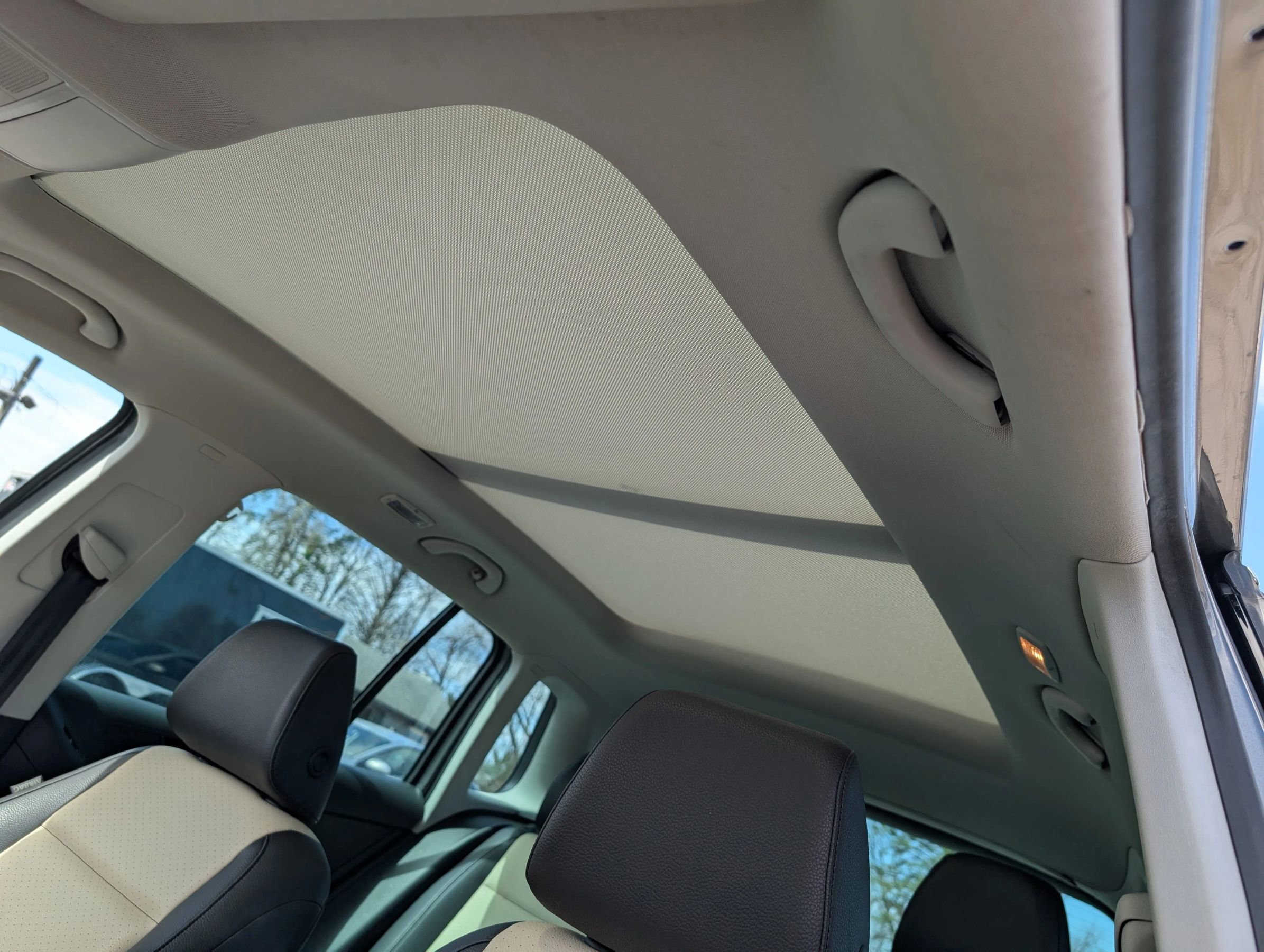 Used 2016 Volkswagen Tiguan SE image 21