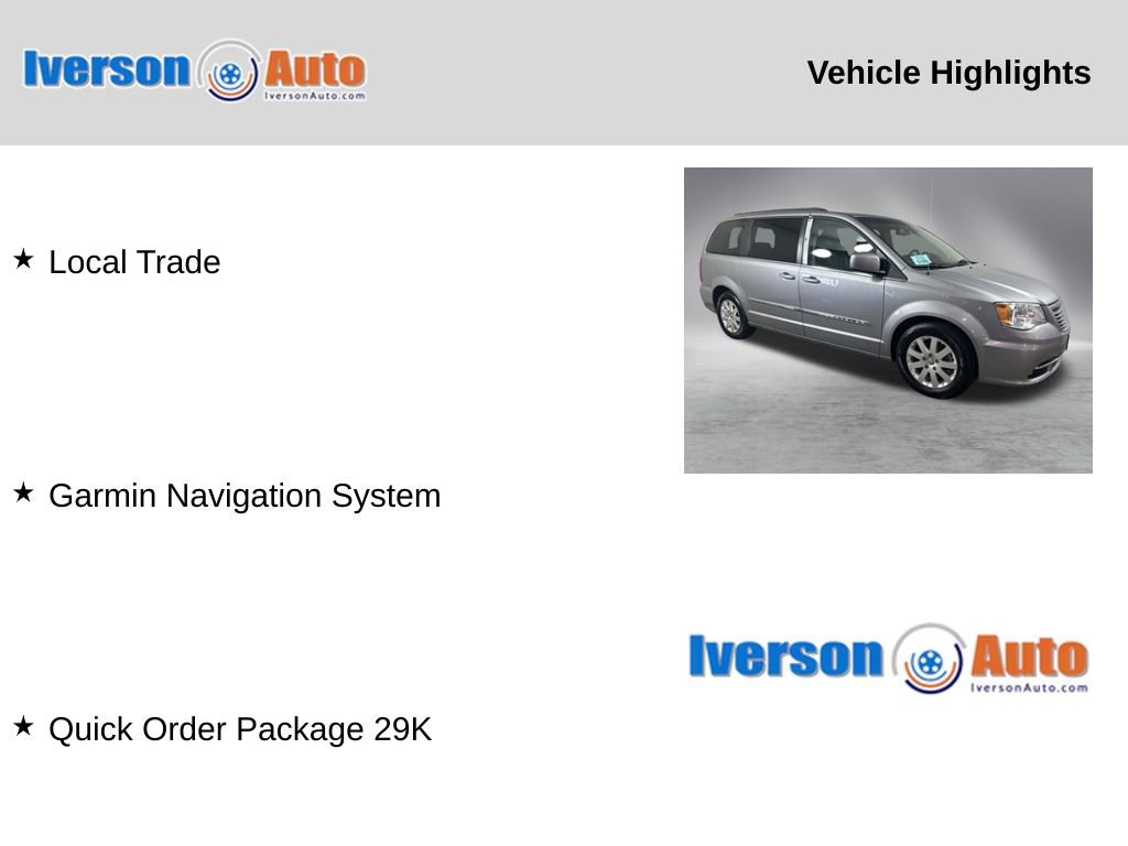 Used 2016 Chrysler Town & Country Touring image 2