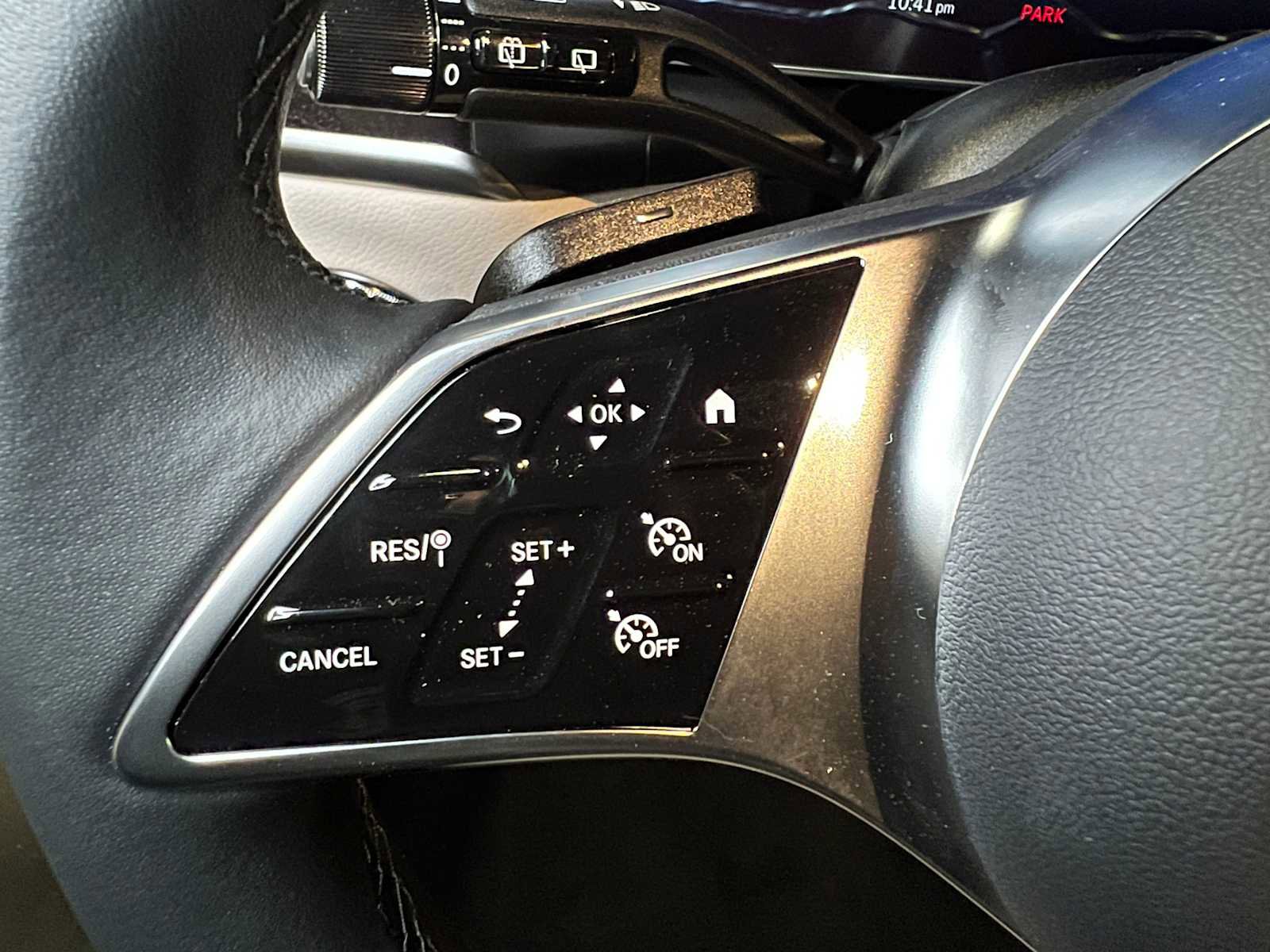 New 2025 Mercedes-Benz GLC 300 4MATIC image 24