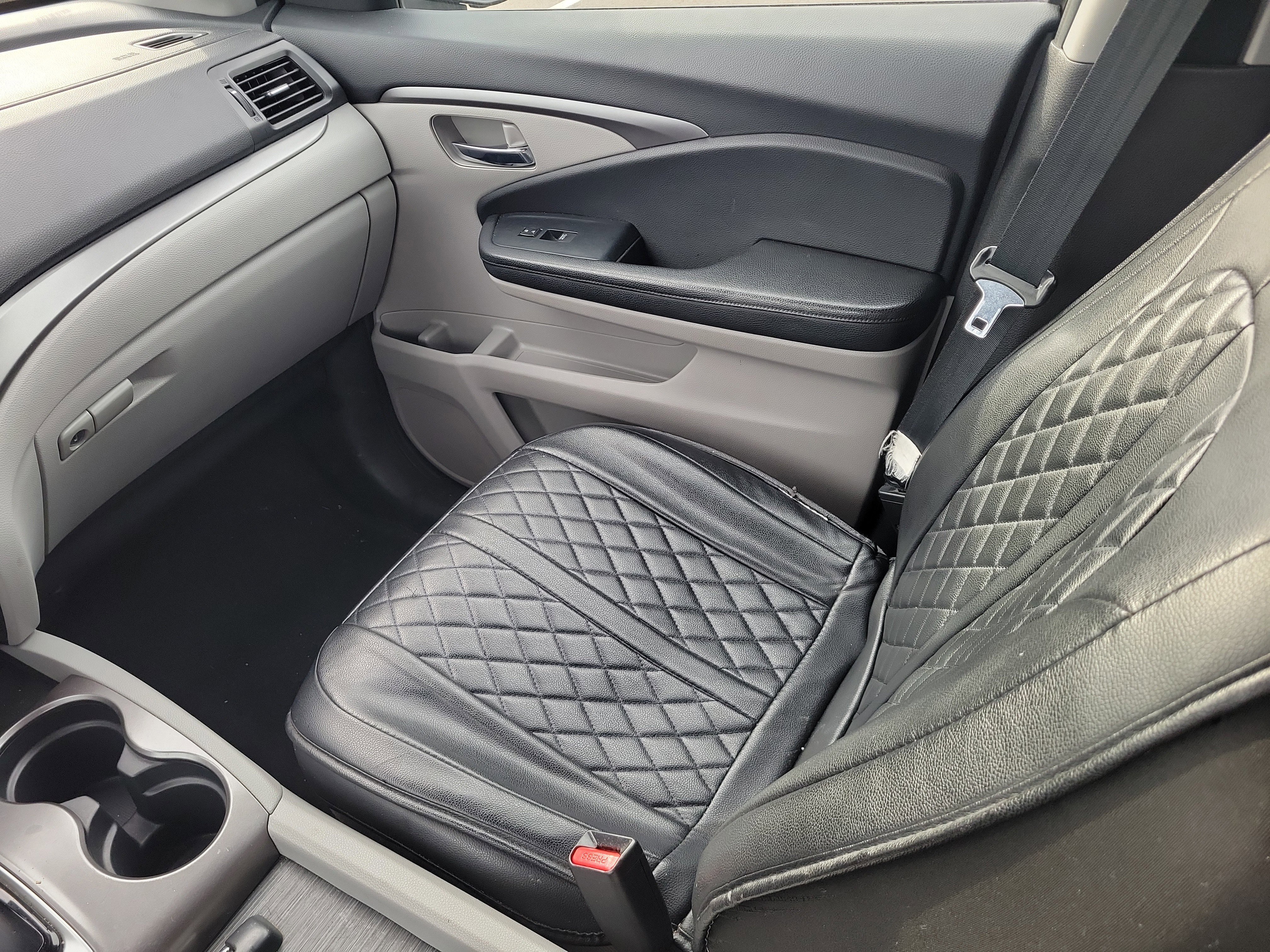 Used 2020 Honda Pilot LX image 16