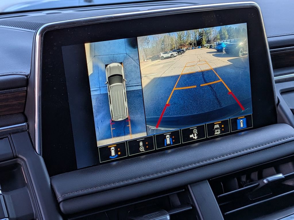 Used 2022 Chevrolet Suburban High Country w/ Premium Package 2 image 20