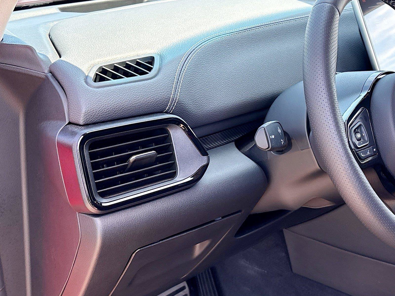 New 2025 VinFast VF 8 Eco AWD/4WD image 10