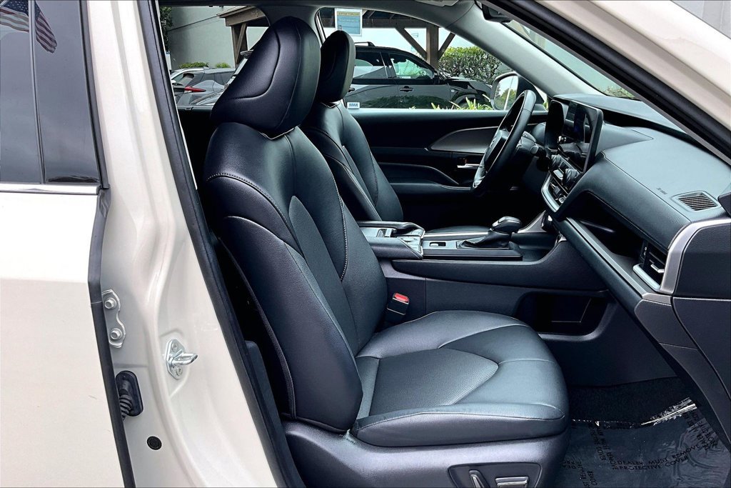 Used 2024 Toyota Grand Highlander FWD image 30