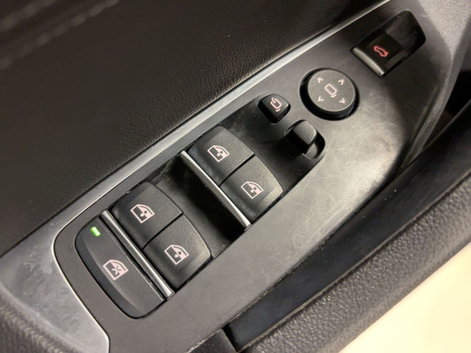 Used 2019 BMW X3 sDrive30i w/ Executive Package image 20