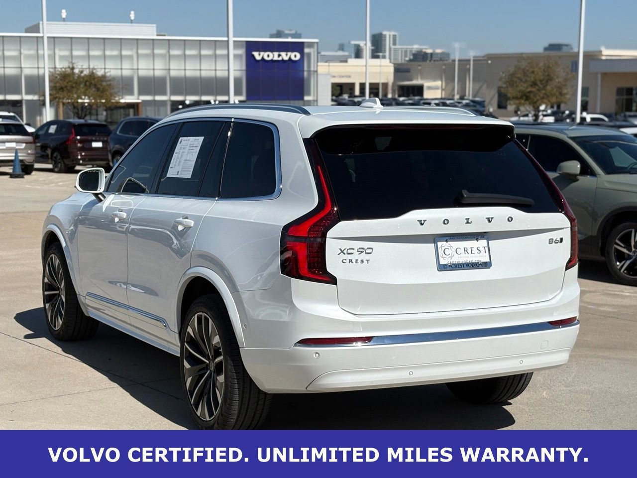Certified 2025 Volvo XC90 B6 Plus image 6