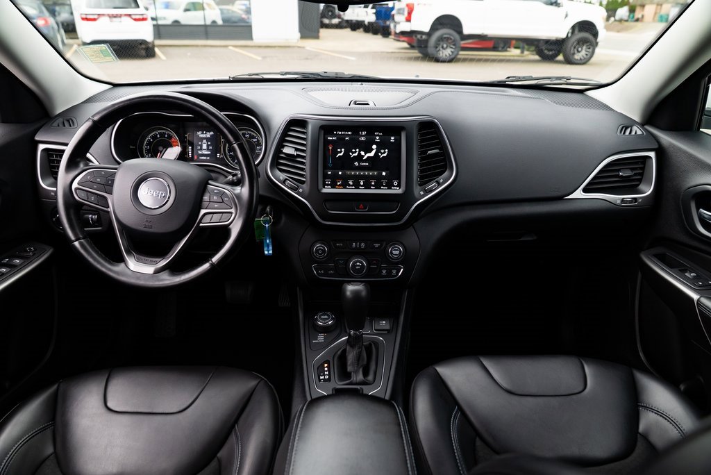 Used 2020 Jeep Cherokee Latitude w/ Quick Order Package 26F North image 8