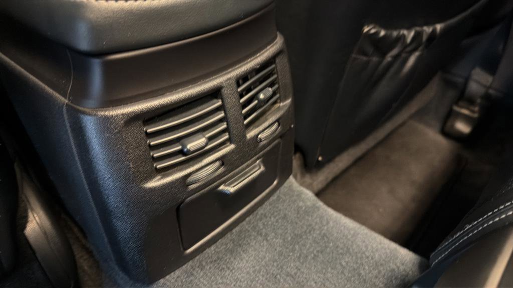 Used 2011 Lexus IS 250C w/ Luxury Pkg image 25