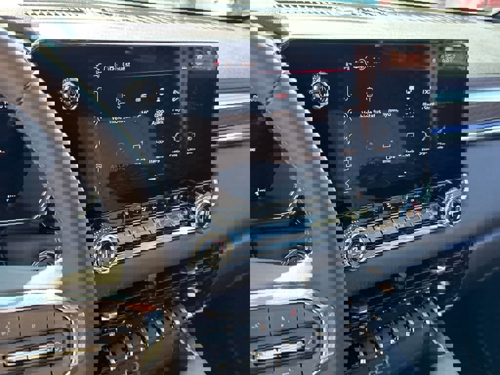 New 2026 GMC Canyon Elevation w/ Convenience Package image 20