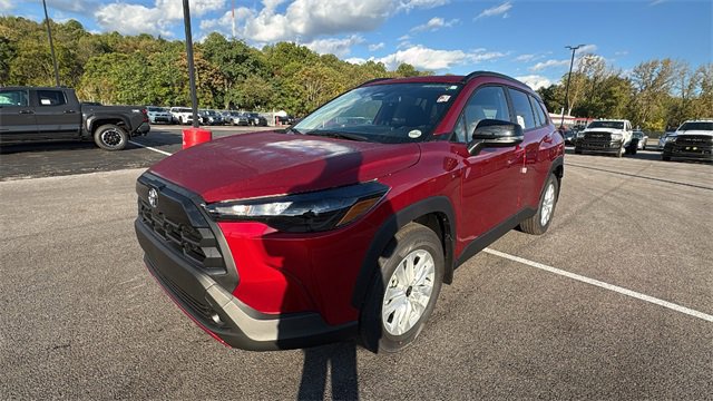 New 2026 Toyota Corolla Cross LE video 1