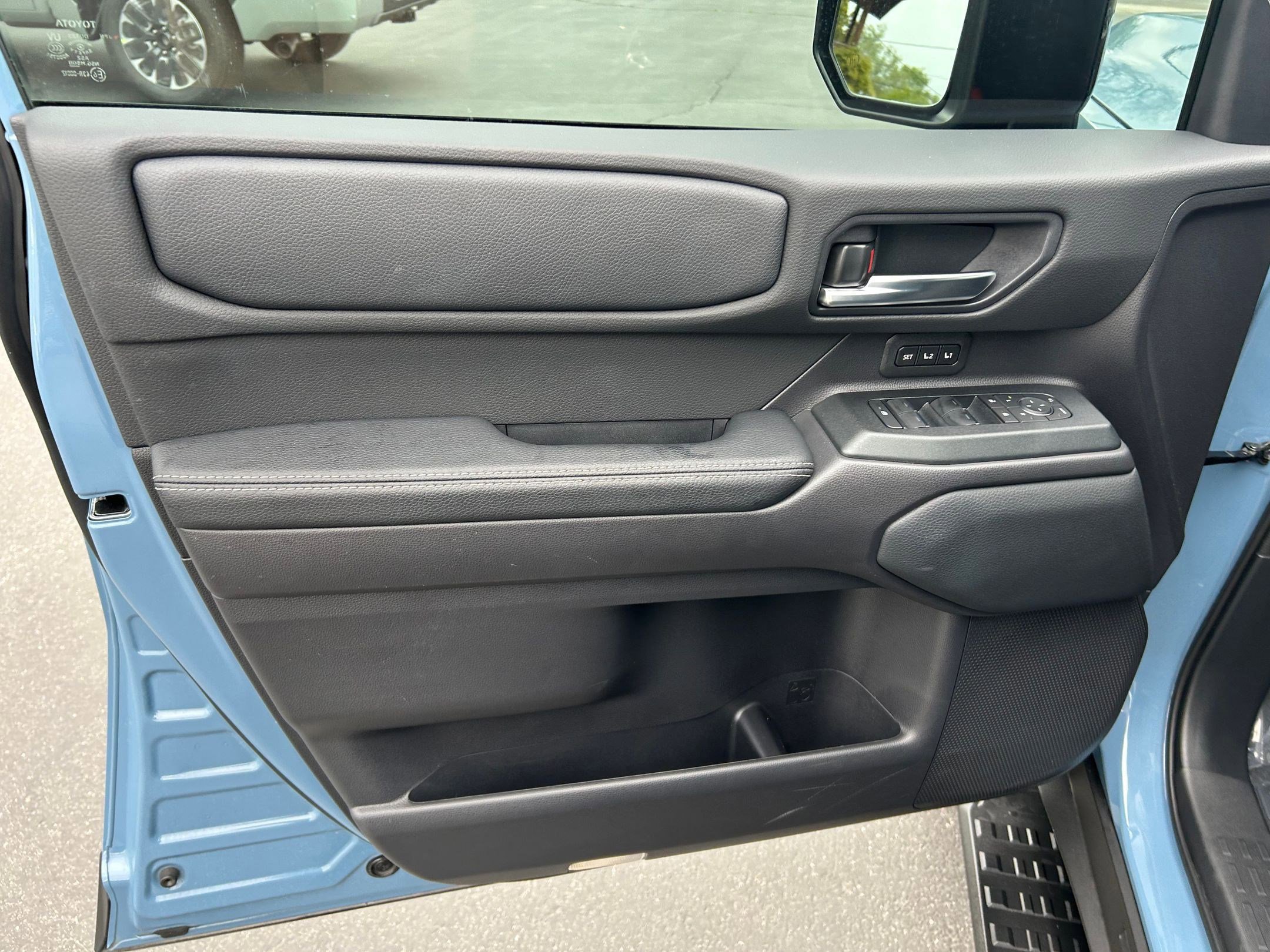 Certified 2025 Toyota Land Cruiser w/ Premium Package AWD/4WD image 10