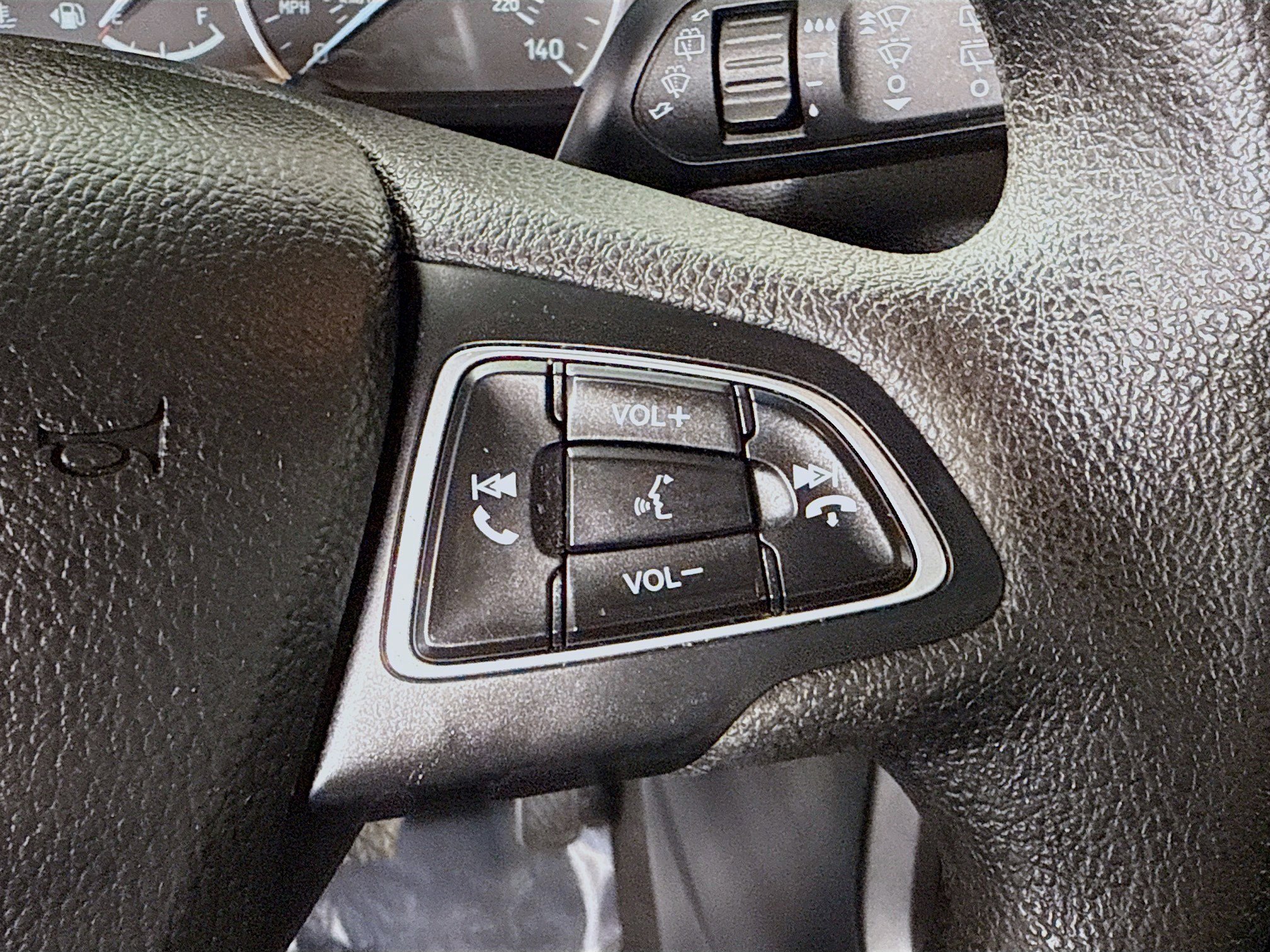 Used 2021 Ford EcoSport SE image 15