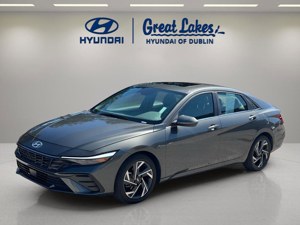 Used 2024 Hyundai Elantra SEL w/ Convenience Package