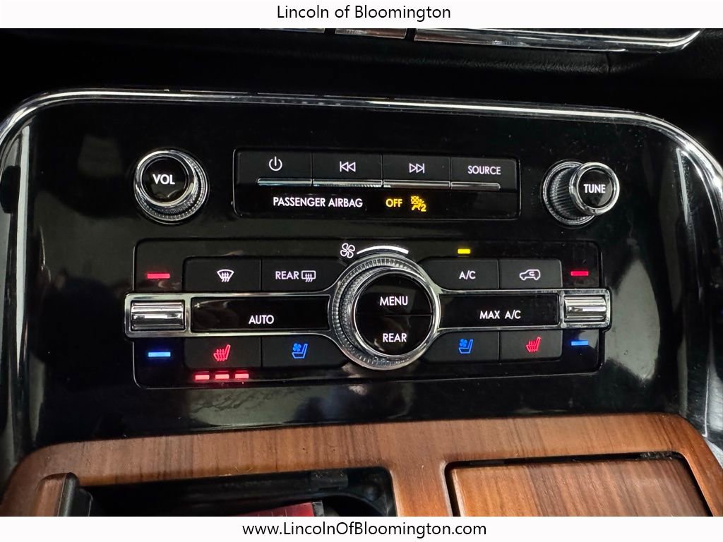 Used 2019 Lincoln Navigator L Reserve image 53