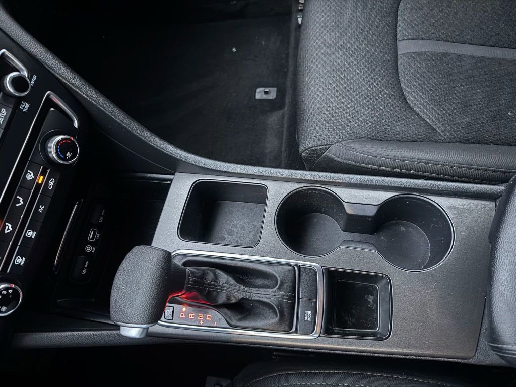 Used 2018 Kia Optima LX image 19