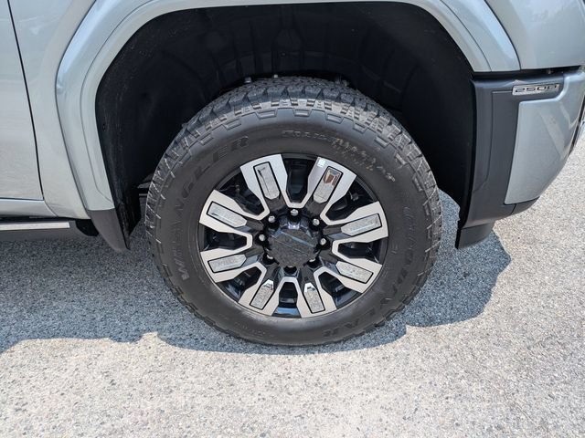 New 2026 GMC Sierra 2500 Denali w/ Denali Reserve Package AWD/4WD image 12