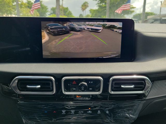 New 2026 Nissan Sentra SV w/ Floor Mat Package FWD image 21