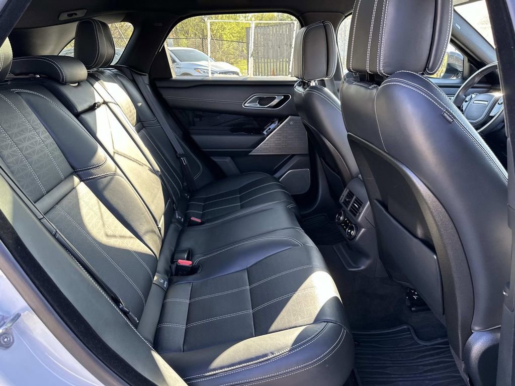 Used 2018 Land Rover Range Rover Velar R-Dynamic HSE AWD/4WD image 38