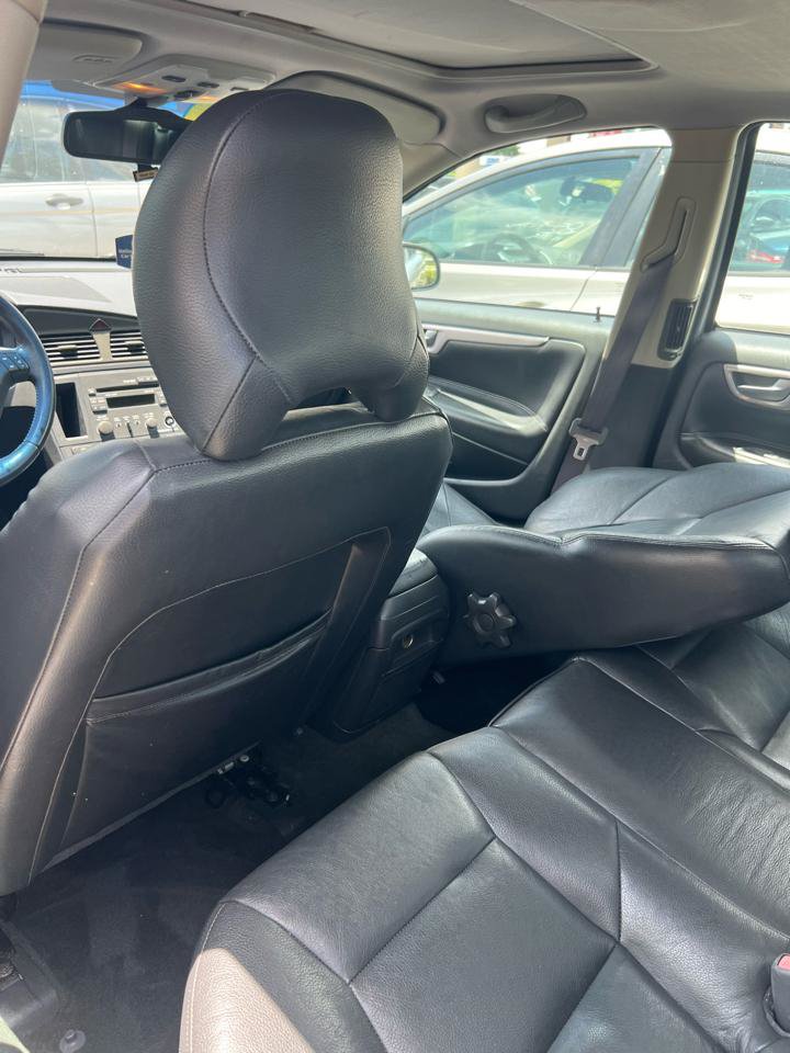 Used 2002 Volvo S60 T5 FWD image 5