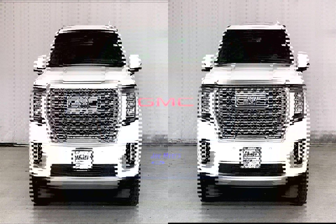 Used 2021 GMC Yukon Denali image 2