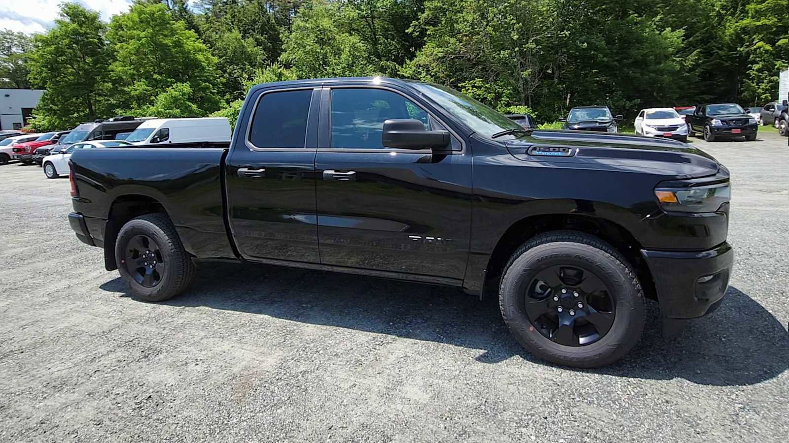 New 2025 RAM 1500 Tradesman w/ Night Edition image 3