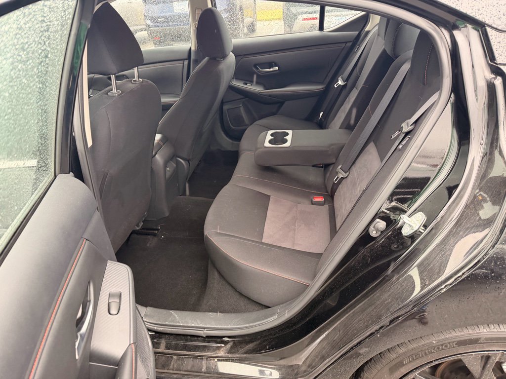 Used 2025 Nissan Sentra SR w/ Midnight Edition image 7