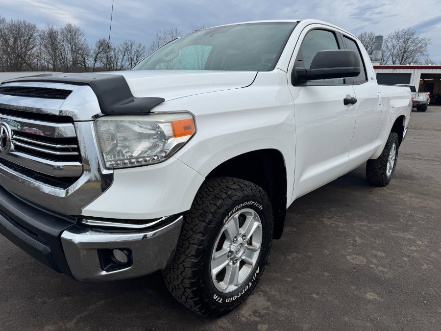 Used 2016 Toyota Tundra SR5 AWD/4WD image 9
