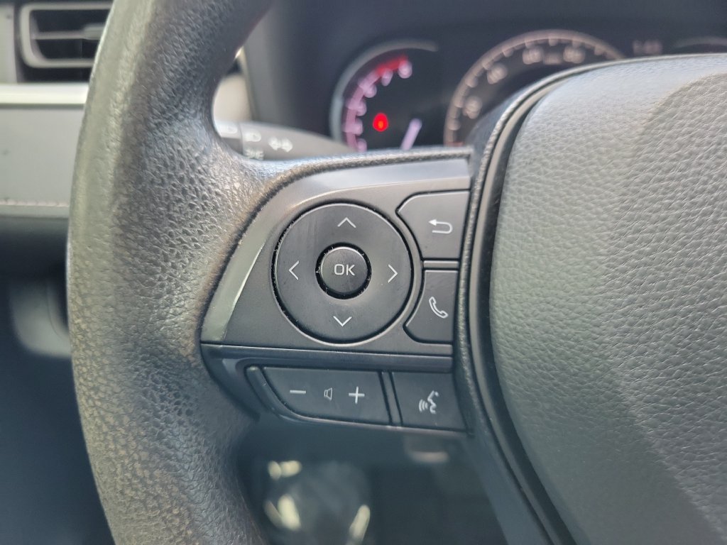 Used 2023 Toyota RAV4 LE FWD image 17