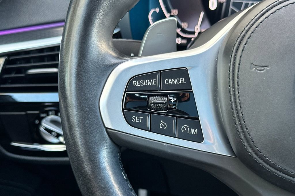 Used 2023 BMW 530e w/ M Sport Package image 26