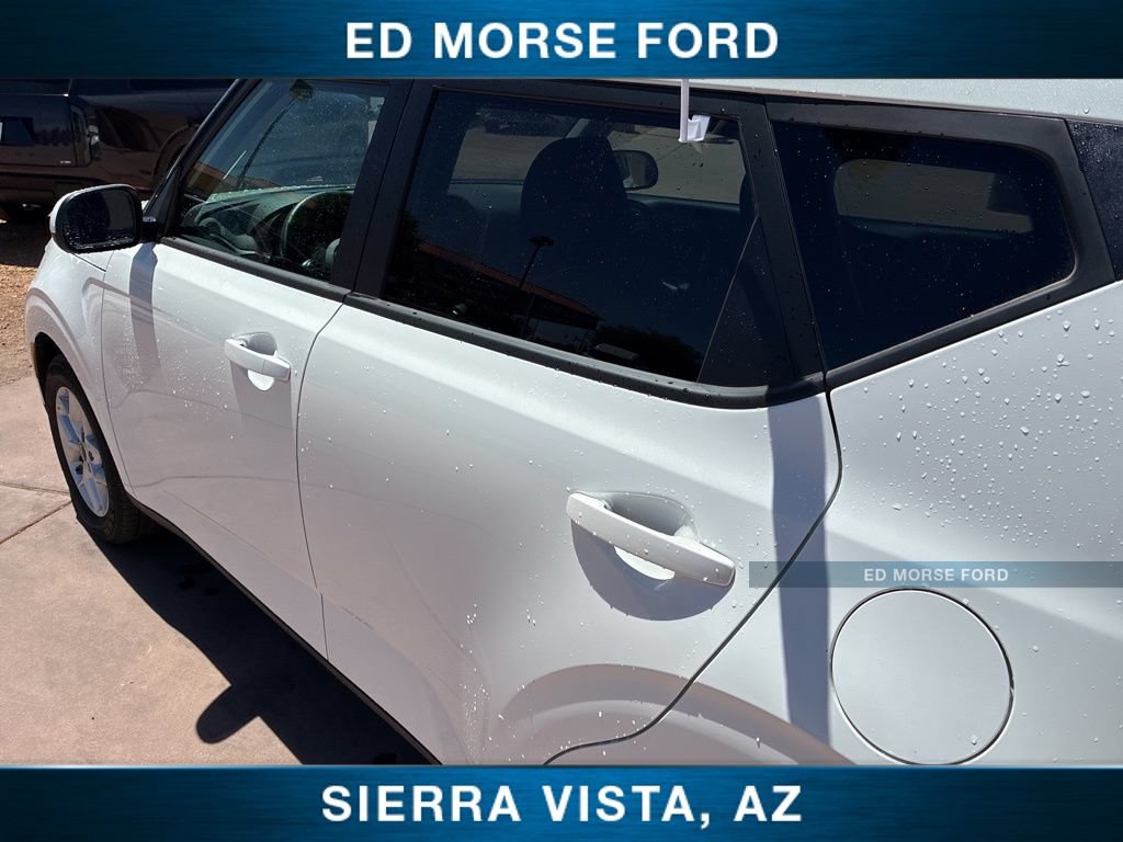 Certified 2025 Kia Soul LX FWD image 13
