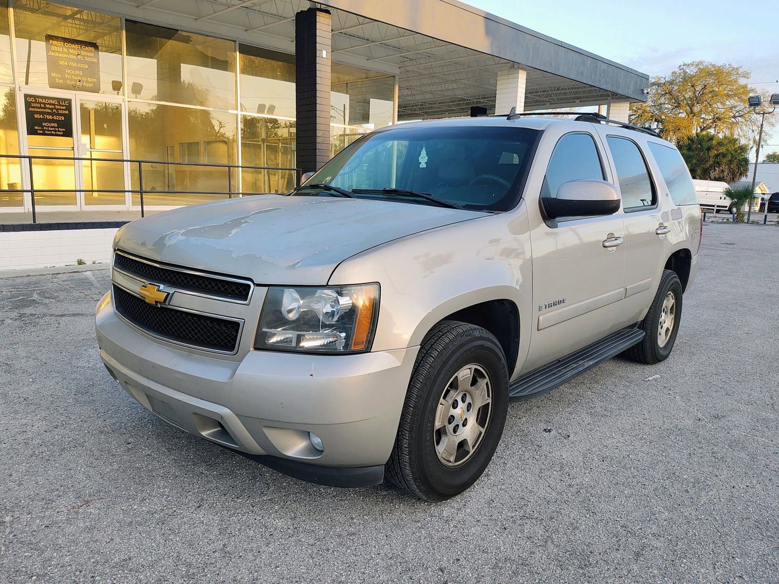 Used 2007 Chevrolet Tahoe LT RWD image 2