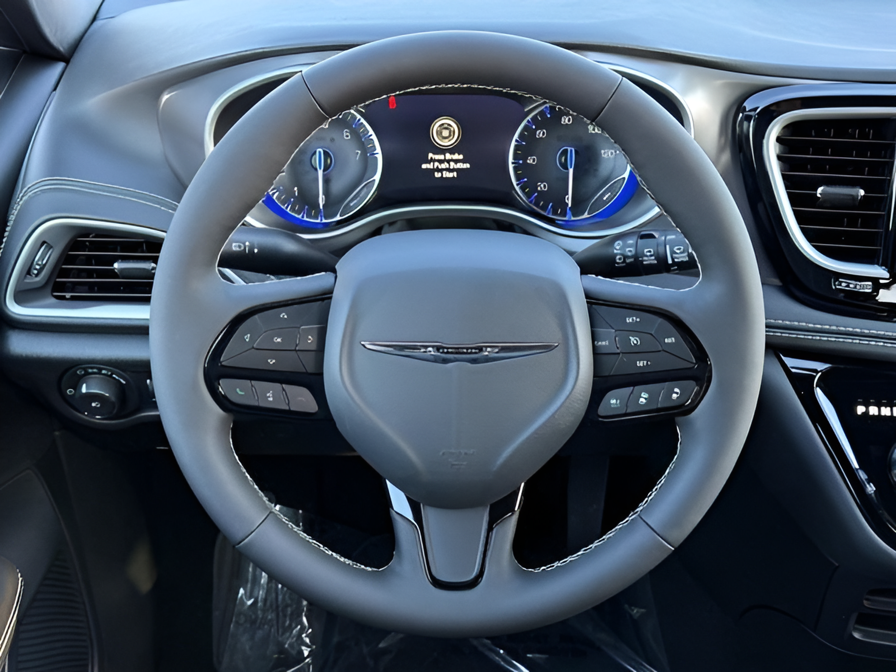 New 2026 Chrysler Pacifica Select w/ S Appearance Package FWD image 13