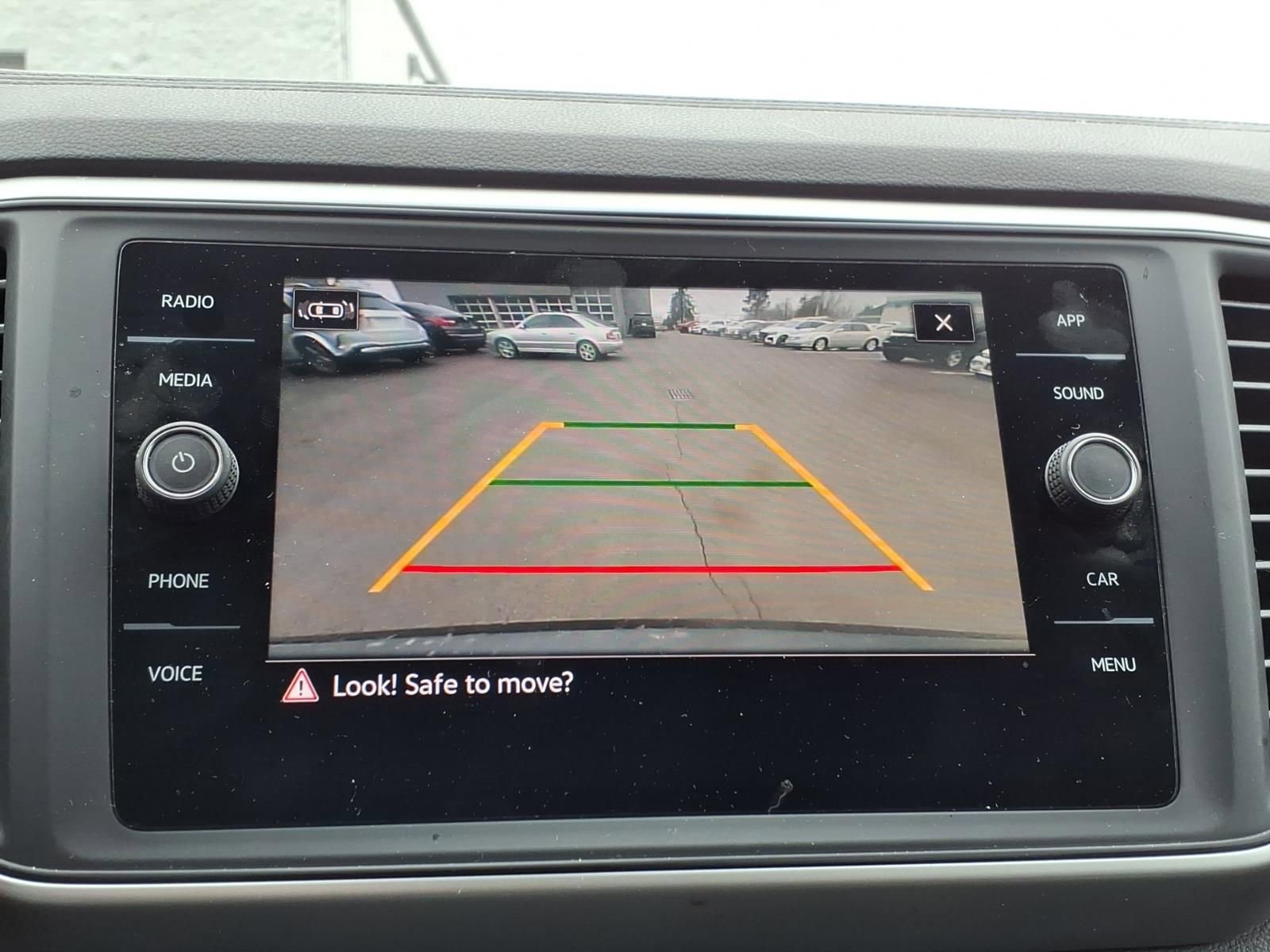 Used 2021 Volkswagen Atlas SE image 17