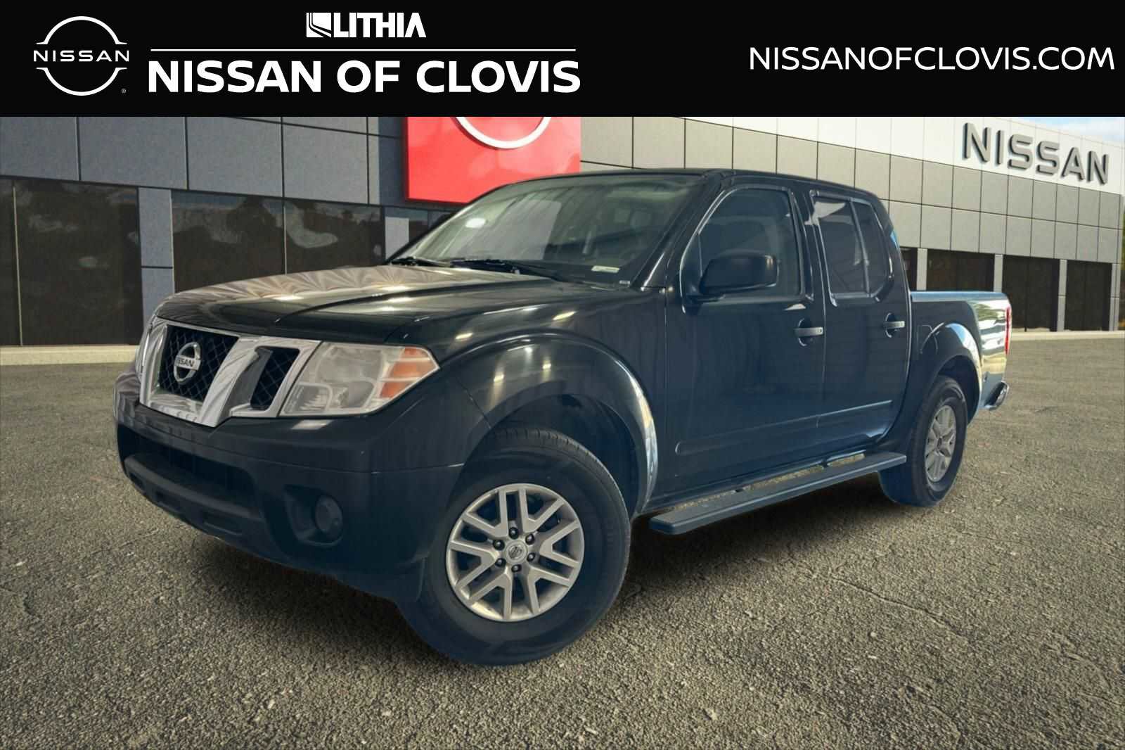 Used 2019 Nissan Frontier SV image 1