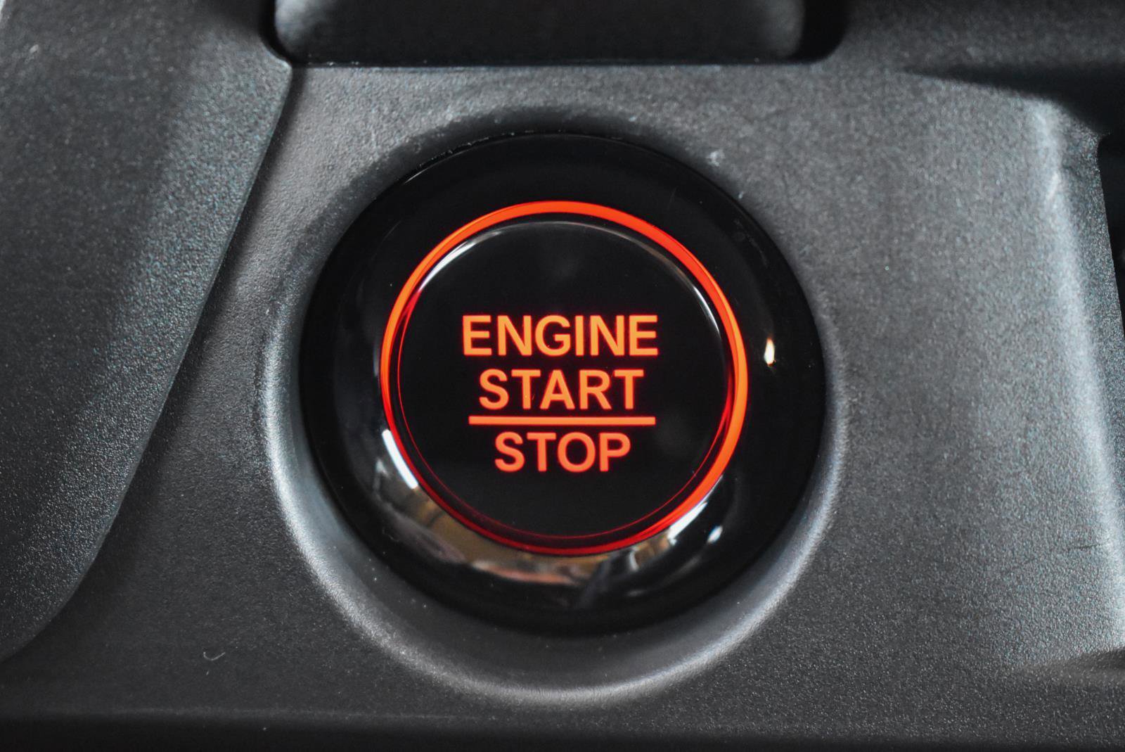 Used 2023 Honda Pilot Touring image 9