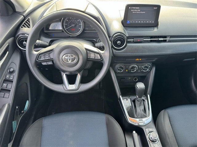 Used 2020 Toyota Yaris LE image 11
