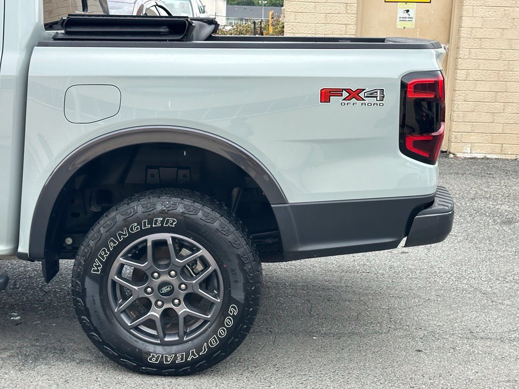 Used 2024 Ford Ranger XLT w/ FX4 Off-Road Package AWD/4WD image 39