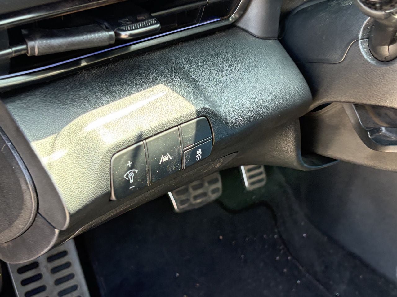 Used 2023 Hyundai Elantra N w/ Cargo Package FWD image 9