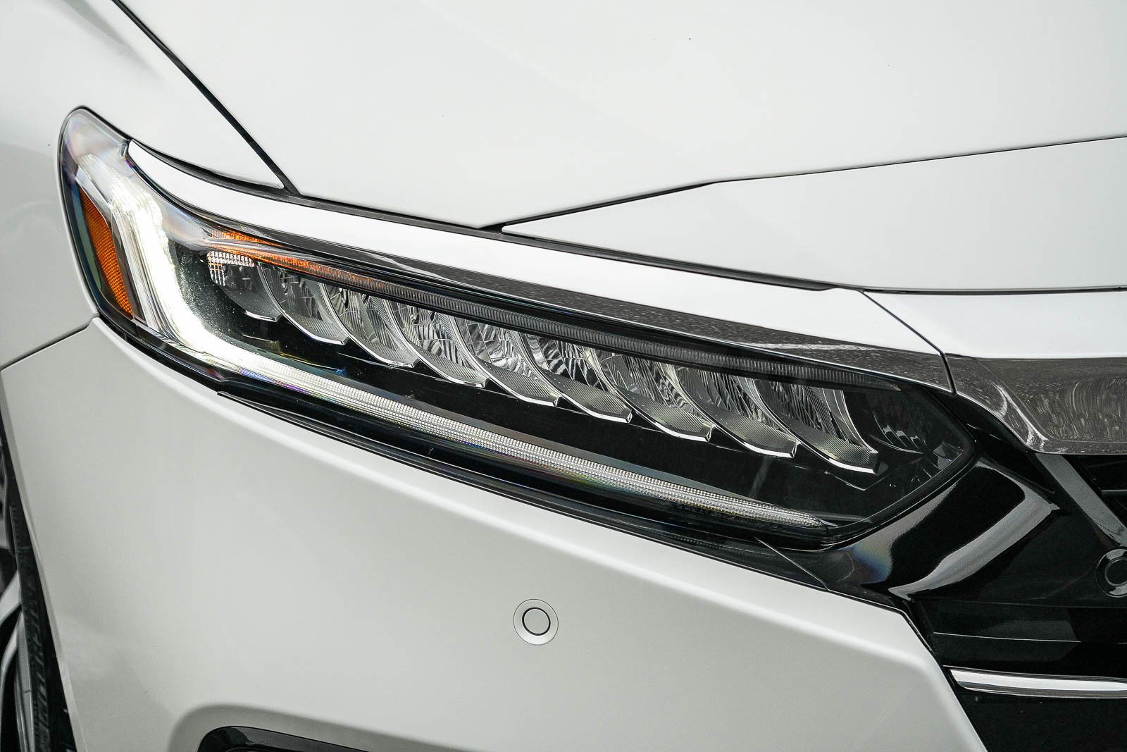 Used 2022 Honda Accord Touring image 8
