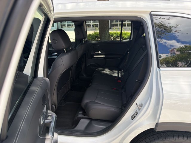 Used 2026 Mercedes-Benz GLB 250 image 18