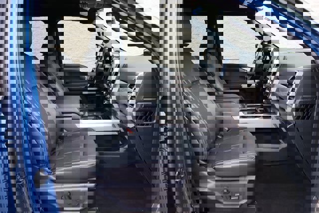 Certified 2022 Ford F250 Lariat w/ Lariat Ultimate Package image 40