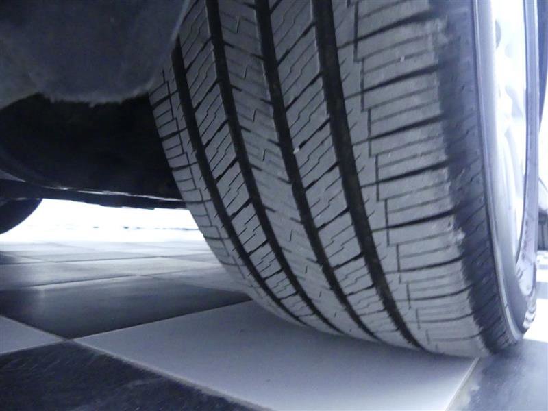 Used 2014 Toyota Sienna XLE image 28