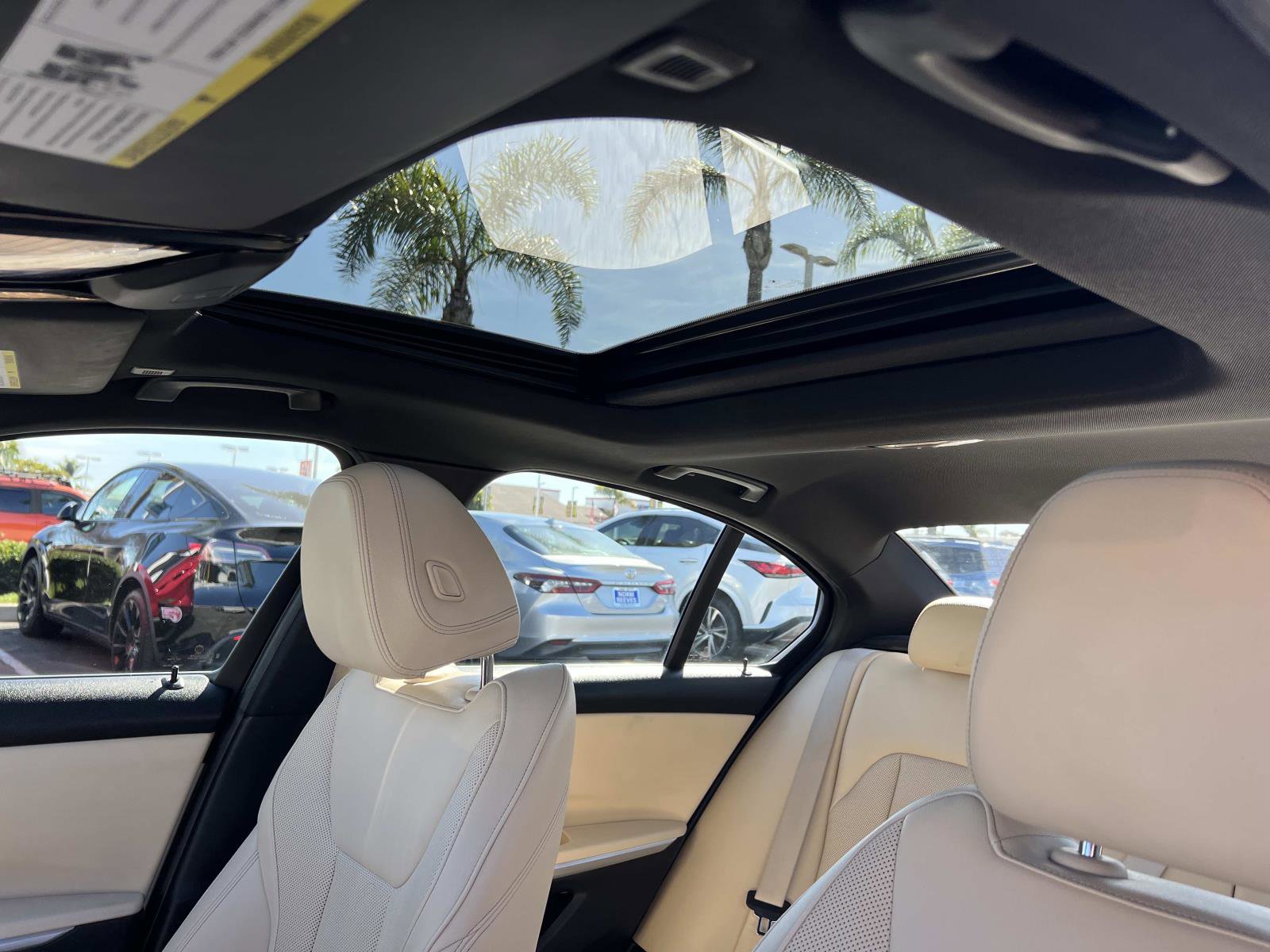 Used 2022 BMW 330e w/ Convenience Package image 20